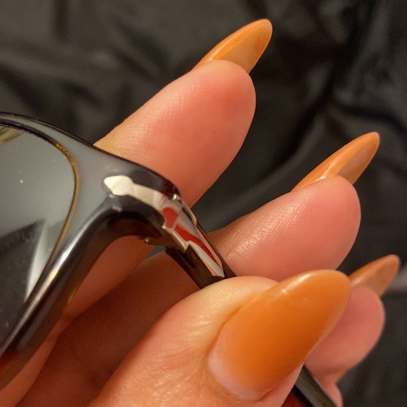 Persol PO3019S Unisex Sunglasses in Havana, EUC, $200 - Picture 6 of 8